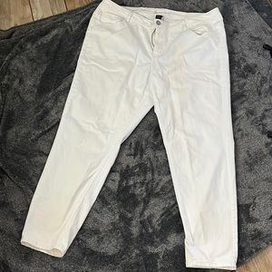 Lane Bryant skinny genius fit size 22 white jeans
